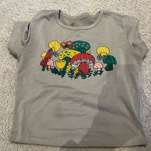 AMAZON Baby Tee